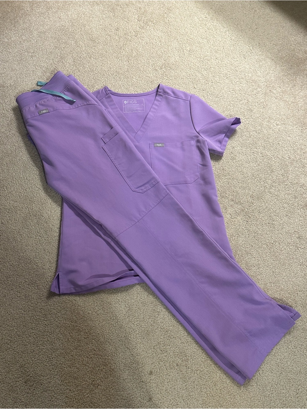 FIGS xs Catarina top and Kade bottom